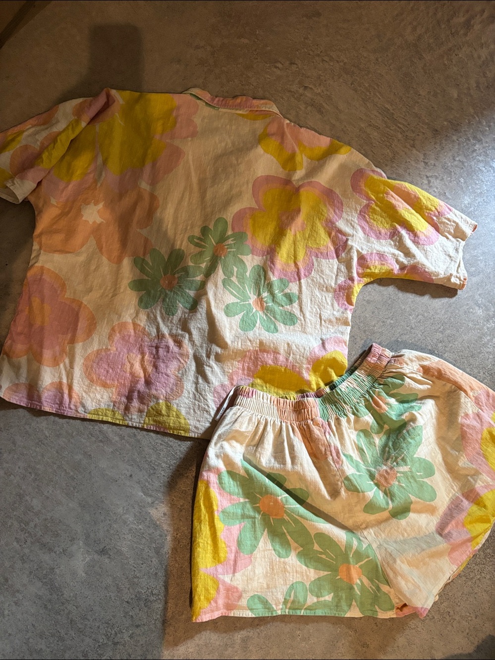 Sabo skirt Two-Piece short Set - Picture 5 of 10